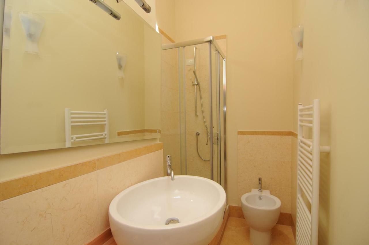 Sunny Canal A/C Wifi Venice Ngoại thất bức ảnh